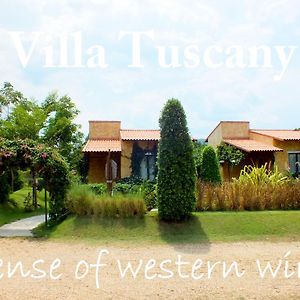 Villa Tuscany Country Resort Suan Phueng Exterior photo