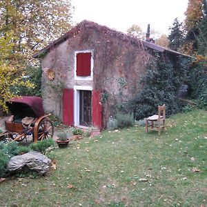 Centro Trekking A Cavallo Monte Brugiana Hostal Massa  Exterior photo