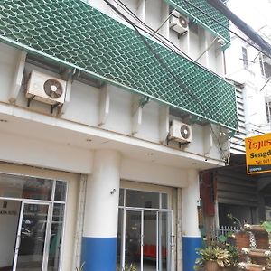Sengdara Hotel Ban Nongdouang Exterior photo