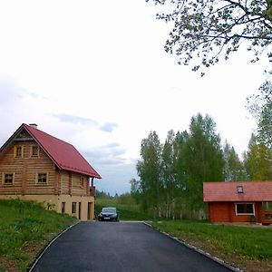 Tigete Holiday Cottage Lootvina Exterior photo