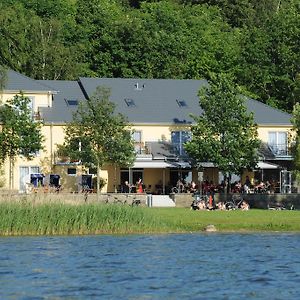 Hotel Strandhaus Am Inselsee Güstrow Exterior photo