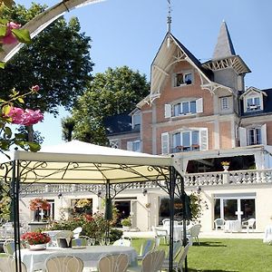 Hotel Logis Le Manoir De L'Onde Sens Exterior photo
