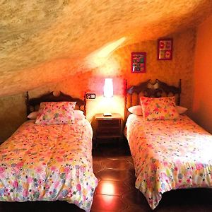 Casa Rural Cuevas del Sol Hostal Setenil De Las Bodegas Exterior photo