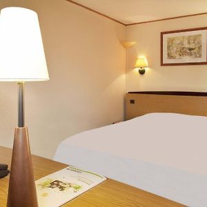 Campanile Lourdes Hotel Room photo