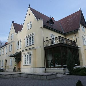 Festetich Kastélyszálló és Zsuzsanna Hotel Szeleste Exterior photo