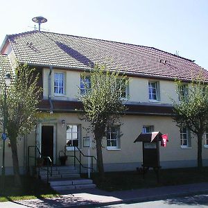 Hotel Landgasthaus Am Dolgensee Reichenwalde Exterior photo