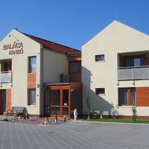 Hotel Baláca Panzió Veszprém Exterior photo