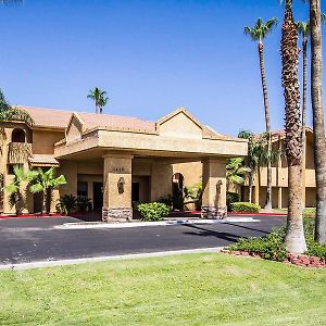 Quality Inn And Suites Mesa Exterior photo