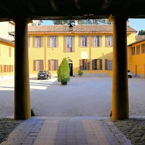 Corte Certosina Trezzano sul Naviglio Exterior photo