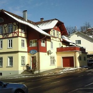 Apartamento Privatzimmer Im Gasthaus Engel Dornbirn Exterior photo