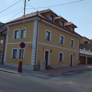 Penzión Galéria Bojnice Exterior photo