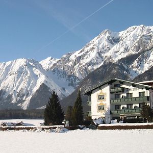 Hotel Adlerhof Am Sonnenplateau Mieming Exterior photo