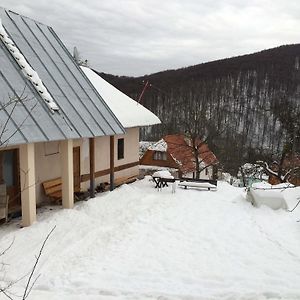 У Сергія Hostal Lumshory Exterior photo