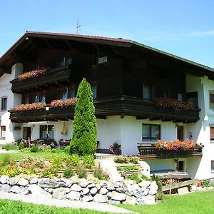 Hotel Schattwalder Hof Exterior photo