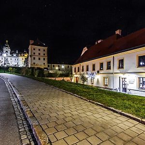 Hotel Salety Valtice Exterior photo