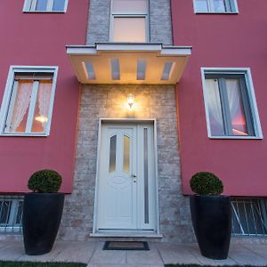 Apartamento Lm House Lonato del Garda Exterior photo