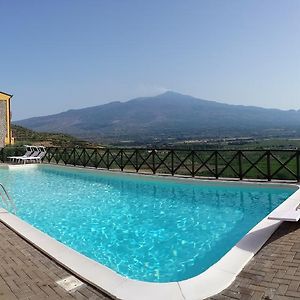 Agriturismo Valle Dell'Etna Hostal Roccella Valdemone Exterior photo