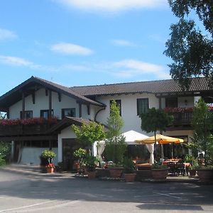 Hotel Restaurant Landgasthof Zum Wiesengrund Newel Exterior photo