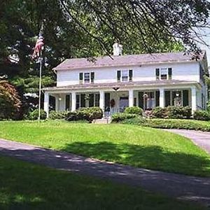 Hotel Wagener Estate Bed & Breakfast Penn Yan Exterior photo