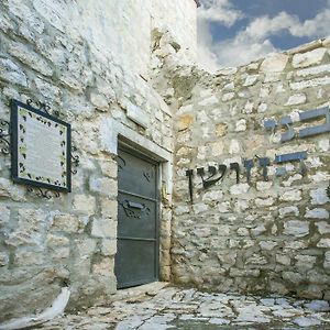 Hotel Avney Hahoshen Safed Exterior photo