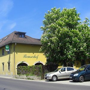 Hotel Remserhof Sankt Valentin Exterior photo