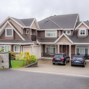 Vancouver Yuelai Guesthouse Coquitlam Exterior photo