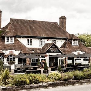 Hotel The Princess Royal Farnham  Exterior photo