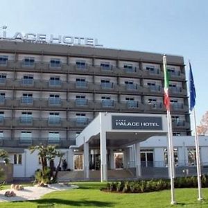 Palace Hotel Zingonia Verdellino Exterior photo