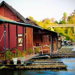 Boutique Raft Resort, River Kwai Ban Huai Maenam Noi Exterior photo