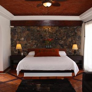 Hotel Villa Mexicana Golf&Equestrian Resort El Pueblito  Exterior photo