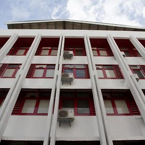 The Nook Pratunam Bed and Breakfast Bangkok Exterior photo