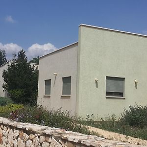 Holiday Home In Galilee Sheʼar Yashuv Exterior photo