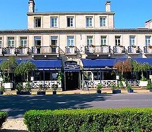 Best Western Premier Hotel Des Vignes Et Des Anges Pauillac Exterior photo