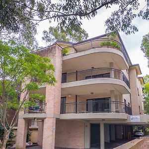 Parkside Apartments Parramatta Sídney Exterior photo