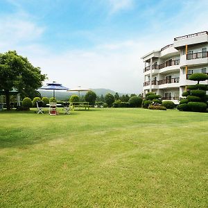 Jeju Dioville Seogwipo Exterior photo