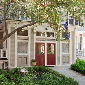 Irving House At Harvard Bed and Breakfast Cambridge Exterior photo