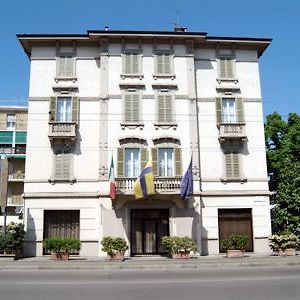 Hotel Residence Parma Exterior photo