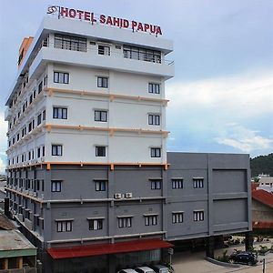 Grand Tabi Hotel Jayapura Exterior photo