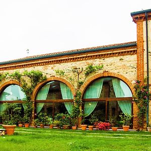 Locanda La Corte Dei Galli Hostal Carre Exterior photo