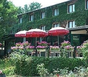 Logis Hotel Le Relais de Comodoliac Saint-Junien Exterior photo