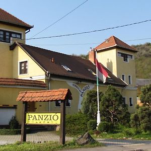 Torkolat Panzió Bed and Breakfast Tokaj Exterior photo