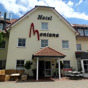 Hotel Montana Lauenau Exterior photo