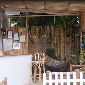 El Taraw Bed&Breakfast Bed and Breakfast Puerto Princesa Exterior photo