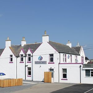 Northern Sands Hotel Dunnet Exterior photo