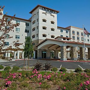 Oxford Suites Sonoma - Rohnert Park Exterior photo