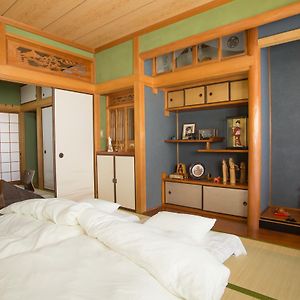 Guest House Dougo-Yado Matsuyama  Exterior photo