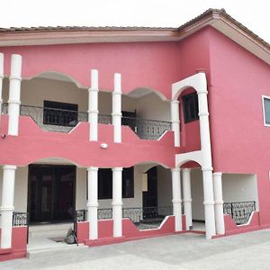 New Page Guest House North Legon Exterior photo