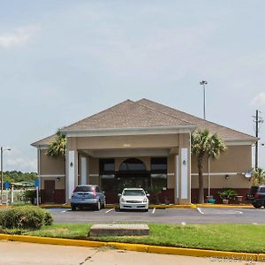 Quality Inn & Suites Near Coliseum And Hwy 231 North Montgomery Exterior photo