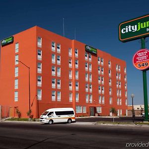 Hotel City Express Junior By Marriott Tijuana Otay Exterior photo