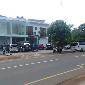 Padmasiri Holiday Resort Anuradhapura Exterior photo